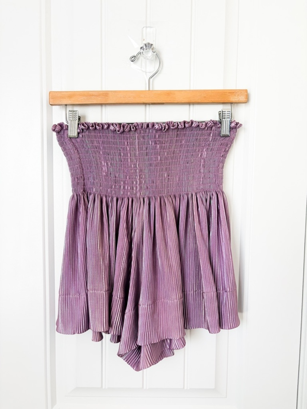QUEEN OF SPARKLES Lavender Smocked Pleated Mini Swing Shorts Size Small
